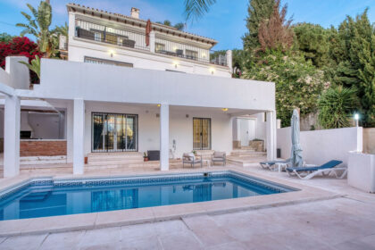 9357e5860c2fcec97970a1be87fdbfbd - 43