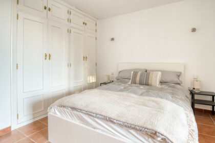 9357e5860c2fcec97970a1be87fdbfbd - 49