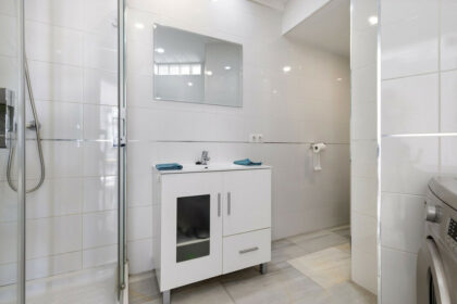 9443e373b4cd2efd07c10686792949ac - 10