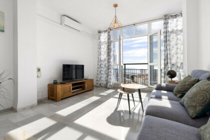 9443e373b4cd2efd07c10686792949ac - 8