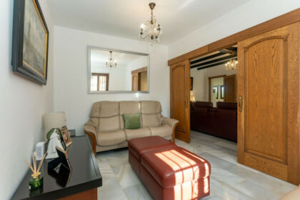 944b48d96e66239eeaff3c9e82c810cf - 18