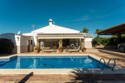 944b48d96e66239eeaff3c9e82c810cf - 2