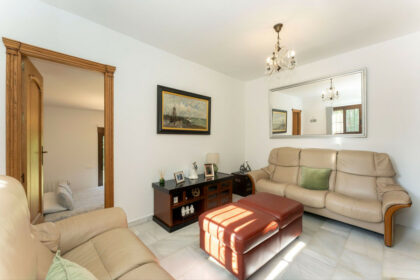 944b48d96e66239eeaff3c9e82c810cf - 20