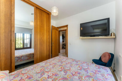 944b48d96e66239eeaff3c9e82c810cf - 25