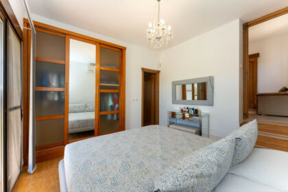 944b48d96e66239eeaff3c9e82c810cf - 28