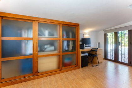 944b48d96e66239eeaff3c9e82c810cf - 35