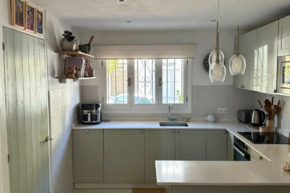 94c3469bf89ad49a56b403d430497475 - 3