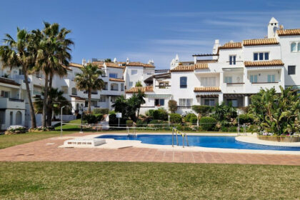 94c5c0186b12003cb2103e96f4d826e8 - 25