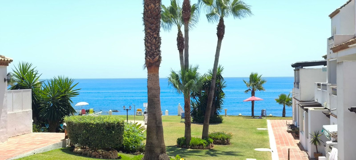 94c5c0186b12003cb2103e96f4d826e8 - 32