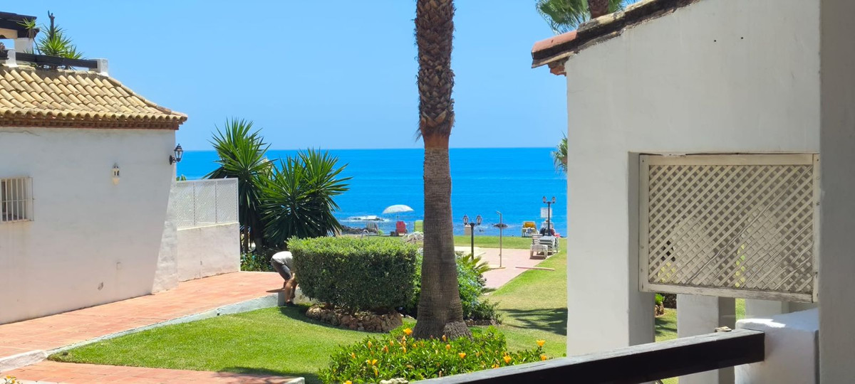 94c5c0186b12003cb2103e96f4d826e8 - 33