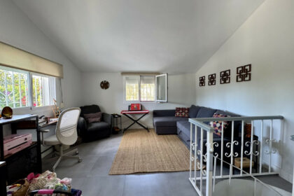 95c7e9b37253090cf0b764a81430233e - 32