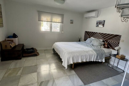 95c7e9b37253090cf0b764a81430233e - 35