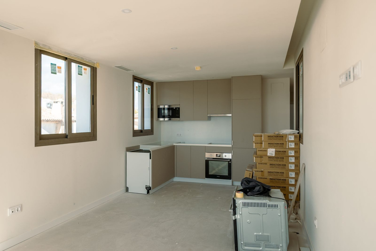 9652e3b6443cf4f7716322c54c50ac03 - 7