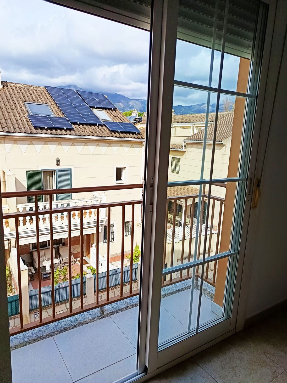 96eeb972d2275983977d9ebe133aa21c - 3