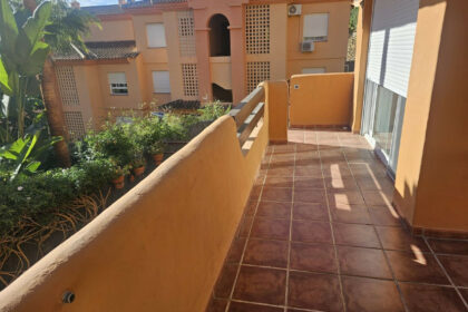 9782f7d8979e2fd9d63146d86a41cec4 - 11