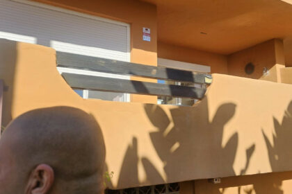 9782f7d8979e2fd9d63146d86a41cec4 - 12