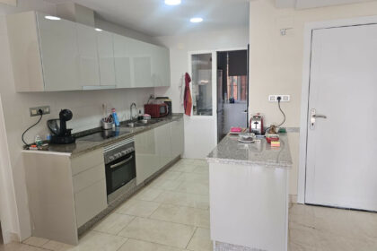 9782f7d8979e2fd9d63146d86a41cec4 - 24