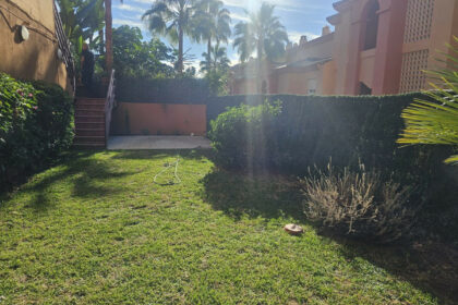 9782f7d8979e2fd9d63146d86a41cec4 - 4