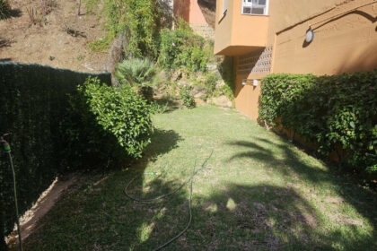 9782f7d8979e2fd9d63146d86a41cec4 - 5