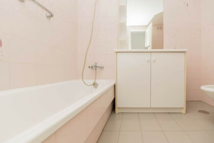 97cd58133662e72fd257170c2ad4d90a - 32