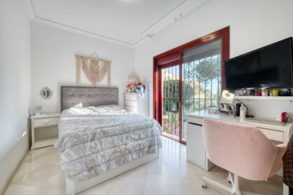 97d1bada549fba6c91b9f4f312a35159 - 6