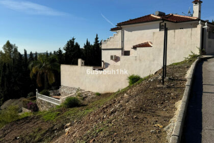 98b47d7696135640c1aab1dea71771df - 12