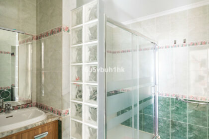 98da0c322bf80ebc808dd2e6e87a70c4 - 27