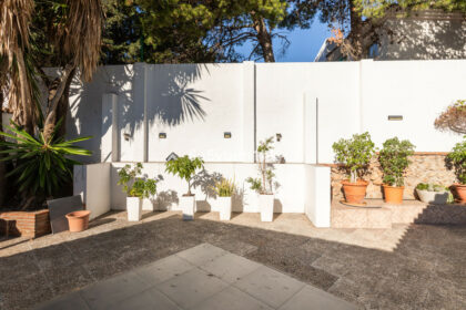 98da0c322bf80ebc808dd2e6e87a70c4 - 29