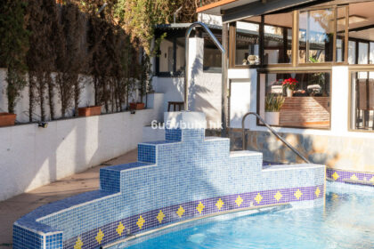 98da0c322bf80ebc808dd2e6e87a70c4 - 30