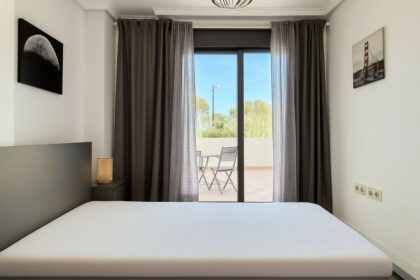 98e5cb723b0af3c4e637926fea2888b0 - 14