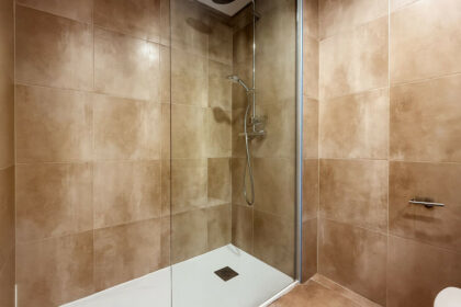 98e5cb723b0af3c4e637926fea2888b0 - 17