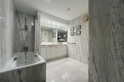 9957a3adbc0ef1ba264f84062a35c6aa - 30