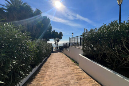 9957a3adbc0ef1ba264f84062a35c6aa - 43