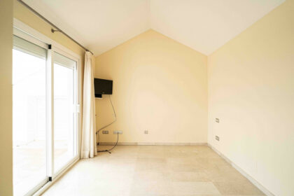 995e8ca336a3453dea5cd28b90adac17 - 10