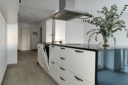 99b7060db33d9b80a080d9800e3942d0 - 16