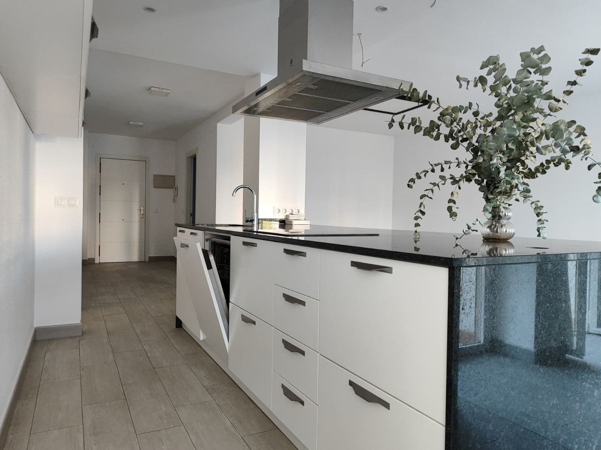 99b7060db33d9b80a080d9800e3942d0 - 16