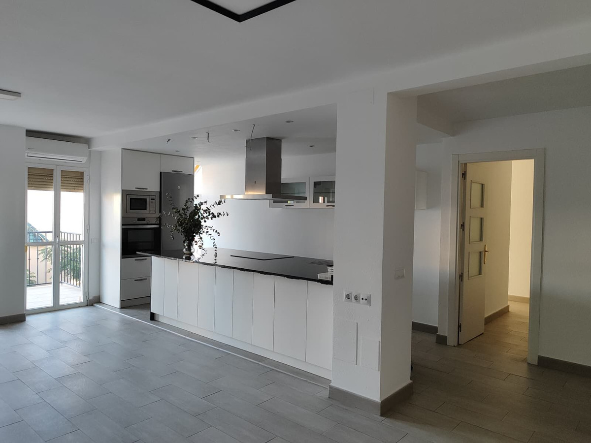 99b7060db33d9b80a080d9800e3942d0 - 2