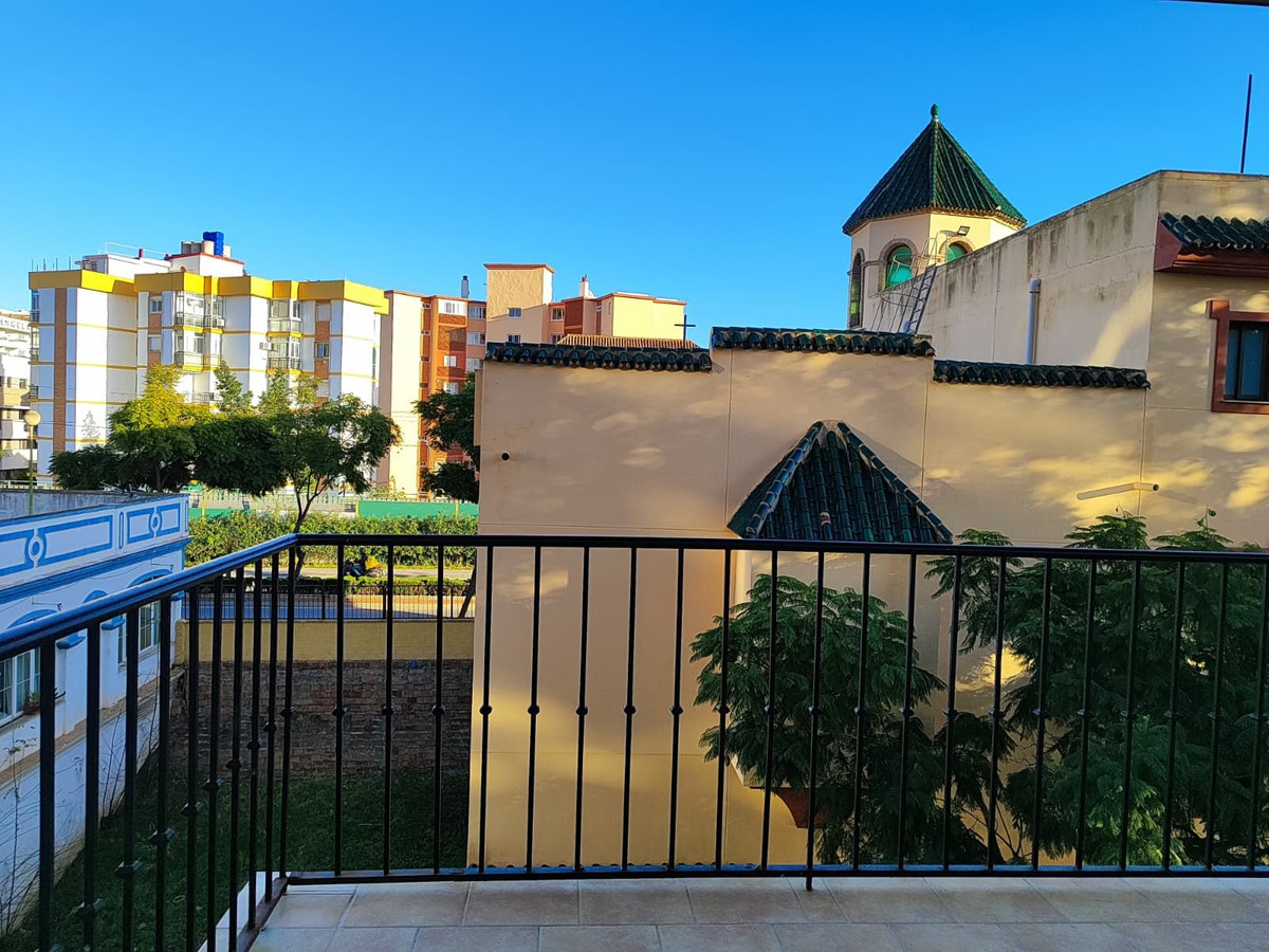 99b7060db33d9b80a080d9800e3942d0 - 25