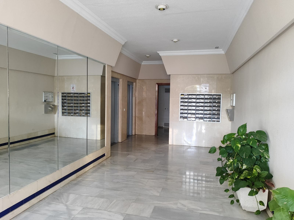 99b7060db33d9b80a080d9800e3942d0 - 42