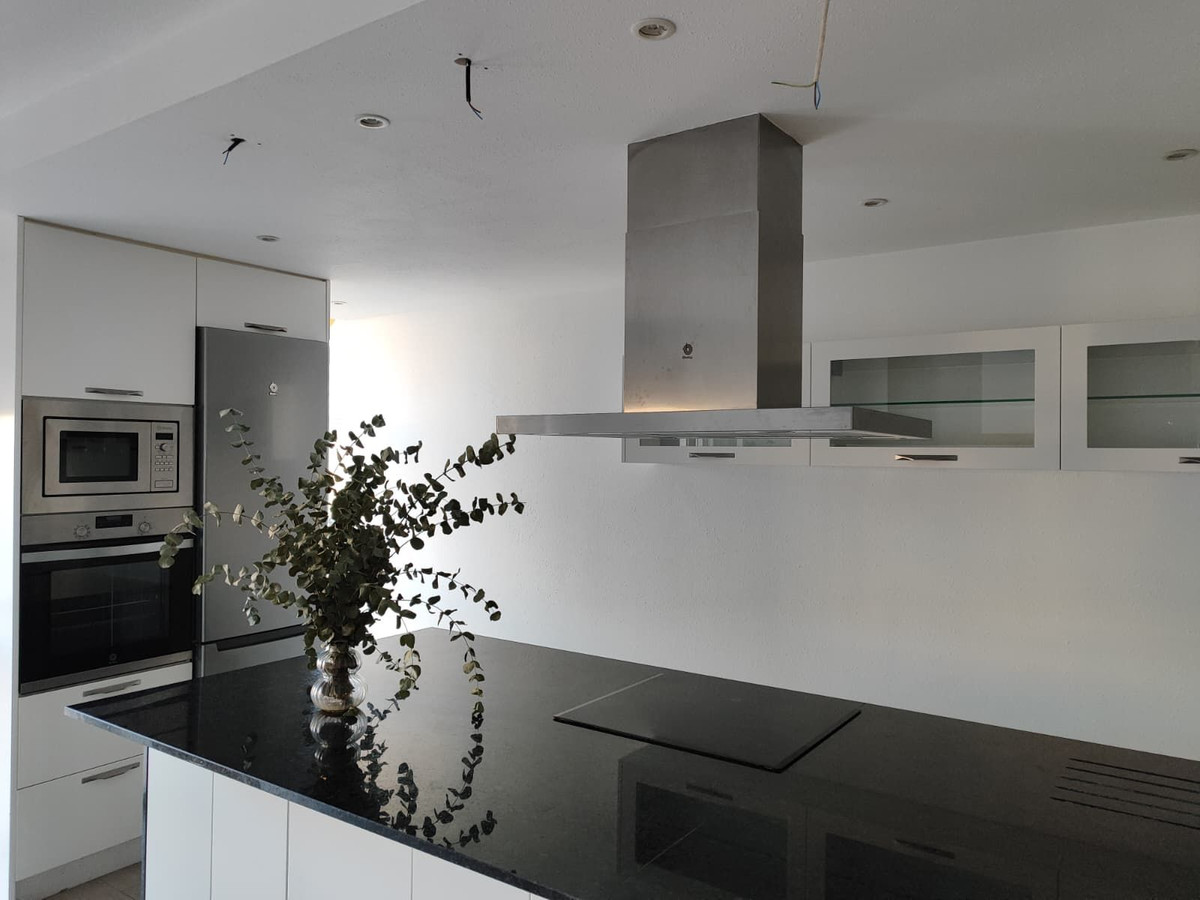 99b7060db33d9b80a080d9800e3942d0 - 9