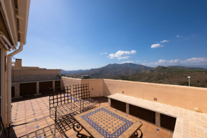 9aaae3d945c42f804a48bb8483585e95 - 16