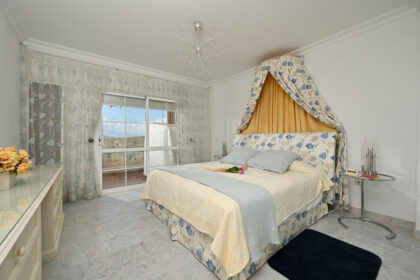 9aaae3d945c42f804a48bb8483585e95 - 5