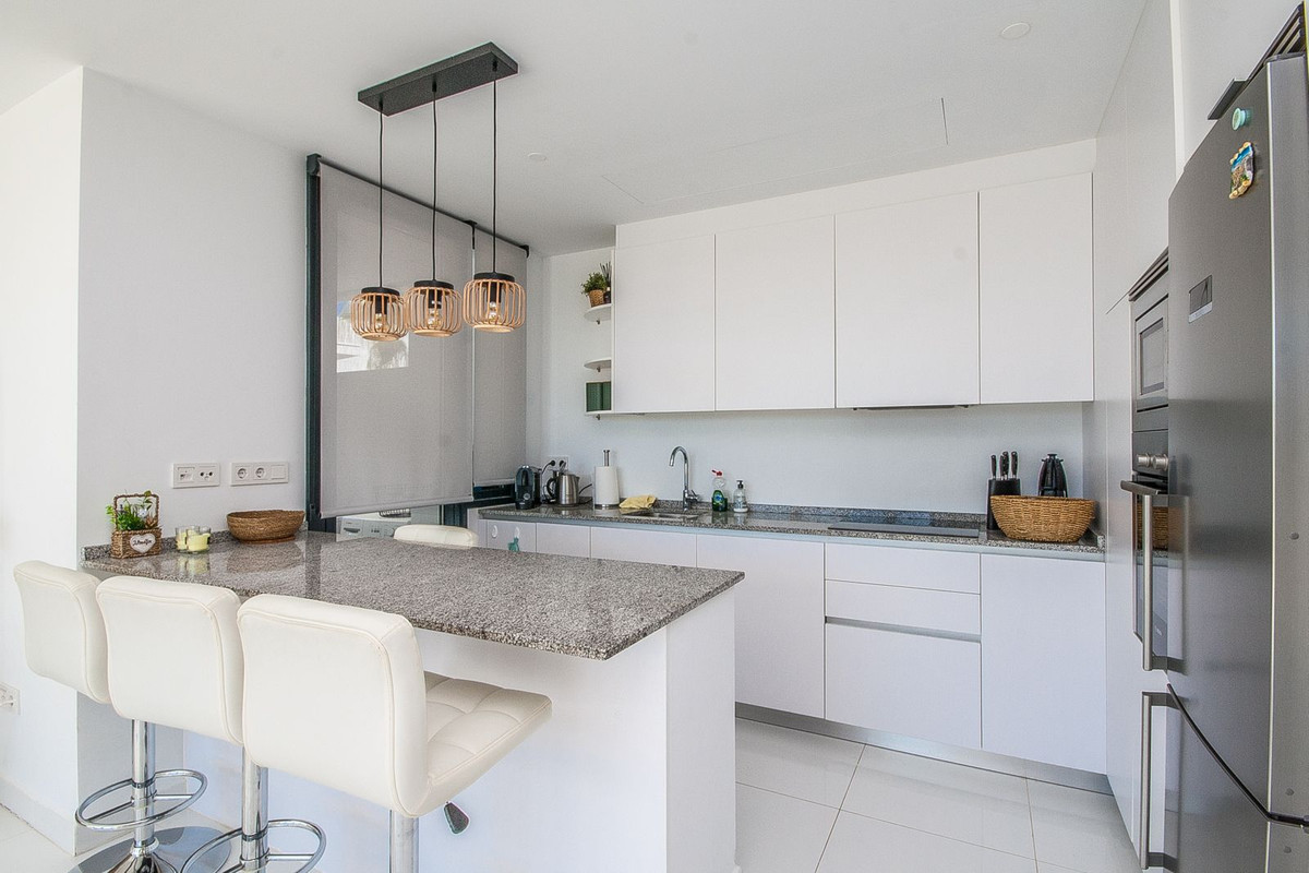 9ab20969a2f4de0ceedeff990747a402 - 4