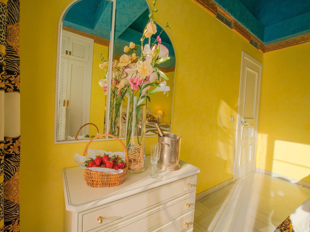 9acd130a033e71622ea64b10d2295161 - 6