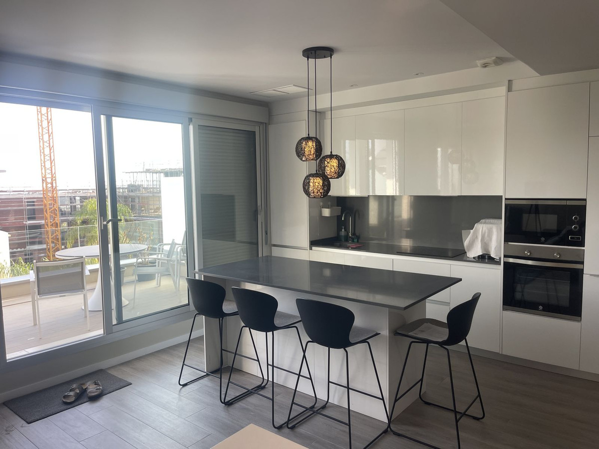 9adc3920e2e67d2507c5a4b70ba9d915 - 18