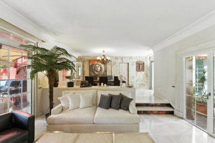 9b1510b6c83ae07038d9cafcf246685b - 10