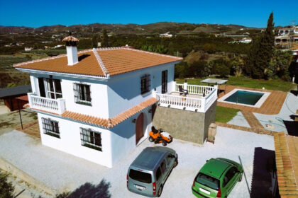 9b6660cea3f81aaa45db616b7f083aff - 1