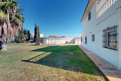 9b6660cea3f81aaa45db616b7f083aff - 28