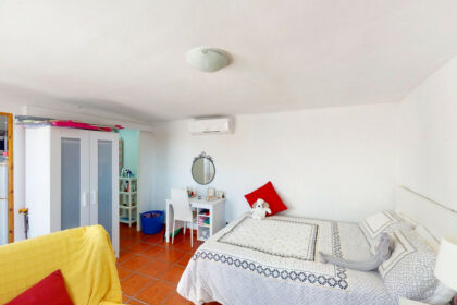 9b6660cea3f81aaa45db616b7f083aff - 32