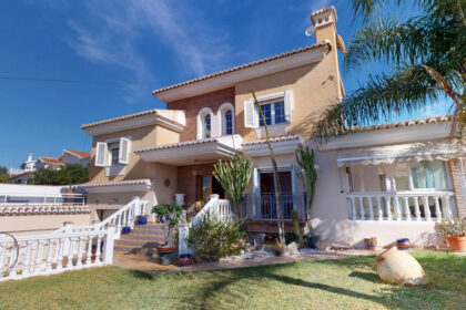 9b812929296d2785b38d78ea93ee61b5 - 1